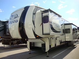 Jayco Fifth Wheel Travel Trailer